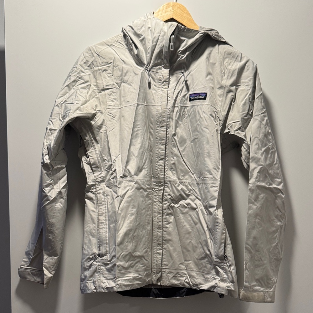 Patagonia Women's Light Gray / White Torrentshell H2No Jacket
